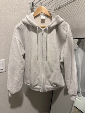 Aritzia Cozy Sweatfleece Mega Zip Hoodie
